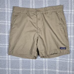 Patagonia Men's Tan Flat Front Hiking Shorts W32